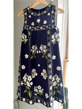 Maeve Anthropologie Navy Floral Embroidered Swing Dress Size 0 Boho